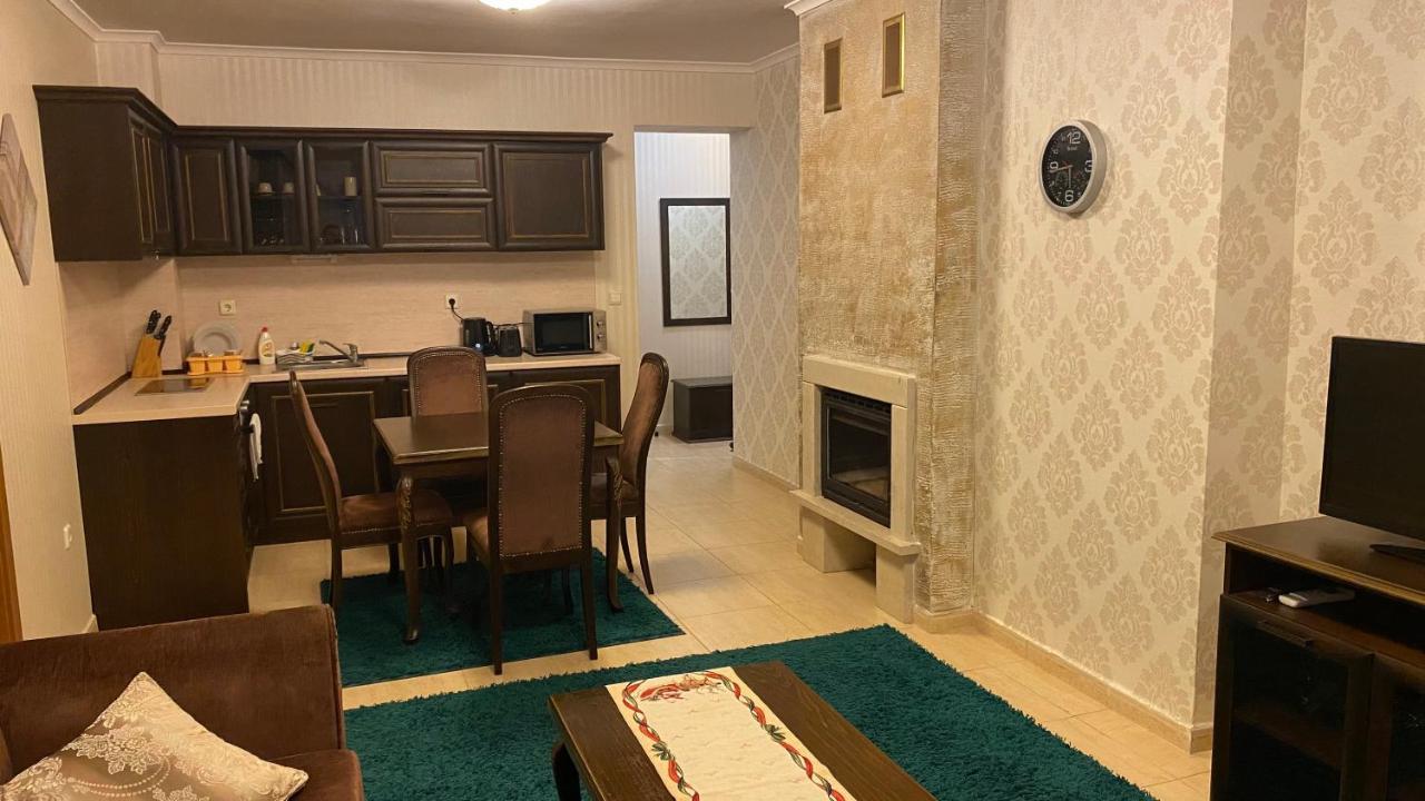 Grandview Apartment Grand Monastery 팜포로보 외부 사진